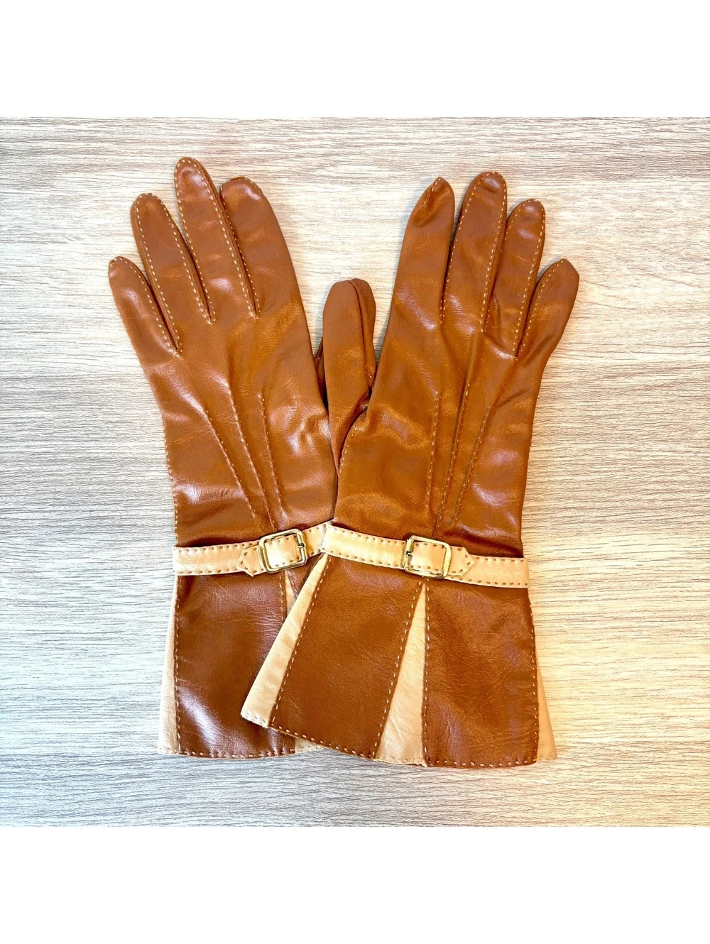 Vintage Hansen Vanalon Brown Cream Wrist Gloves Buckle Trim Size 7.5 Mid Century